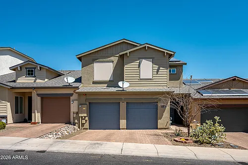 652 Brindle Dr Photo 1
