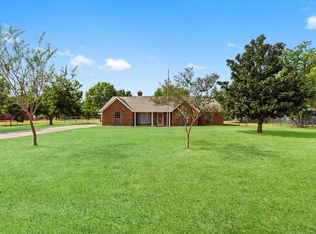 2810 Lilac St, Pasadena, TX 77503