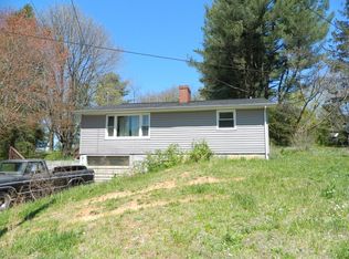 643 S Church St, Marion, VA 24354
