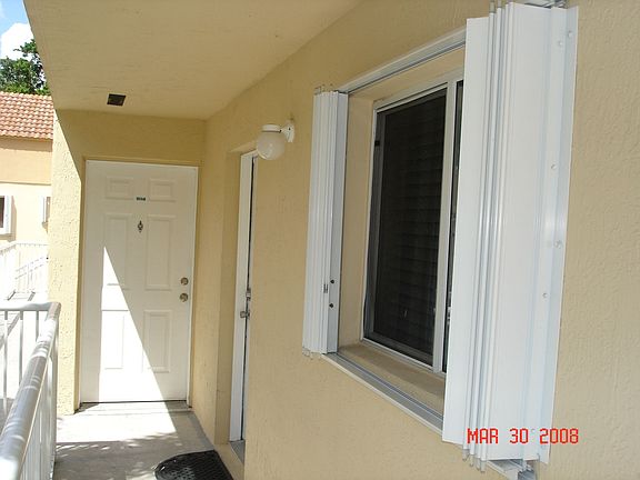 DOOR ENTRANCE