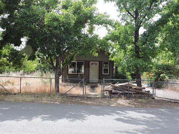 4th image of 13740 Shasta St