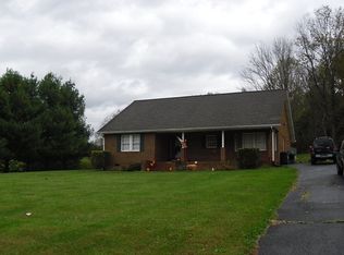 129 Brooke St, Chilhowie, VA 24319