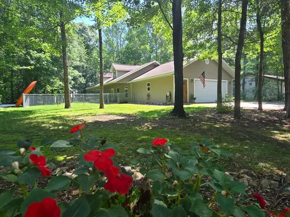 2064 River Rd, Tomahawk, WI 54487