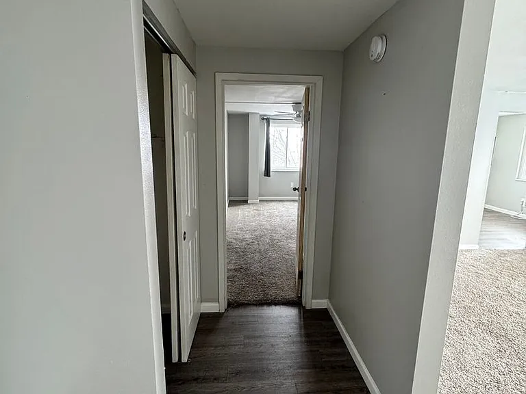 848 Riverview Ter #607 — Photo 4