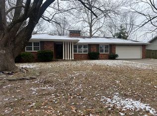 2940 S Marlan Ave, Springfield, MO 65804