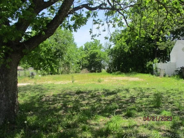 1622 Tower Dr, Ardmore, OK 73401