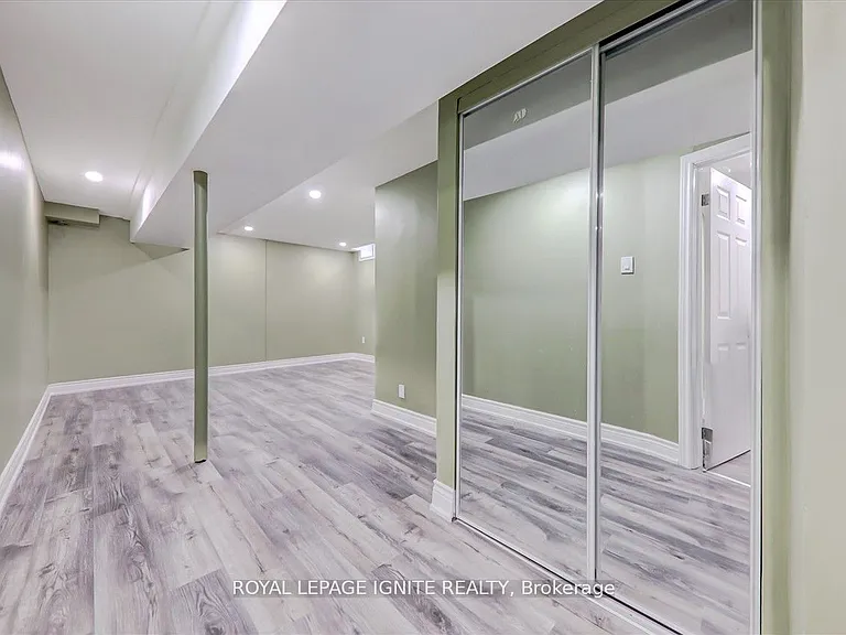38 Loradeen Cres #BASEMENT — Photo 7