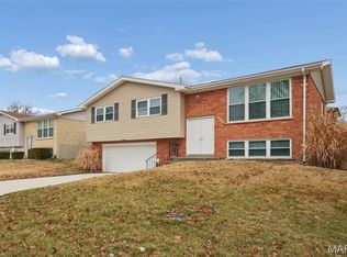 4635 Candace Dr, Saint Louis, MO 63123