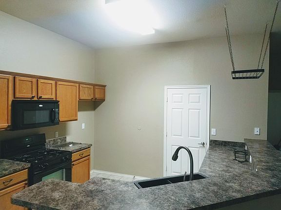 5th image of 9933 Tanglebrush Dr