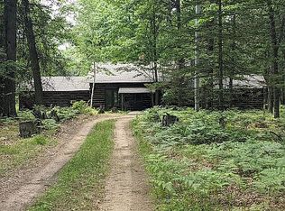 3373 N Stark Rd, Midland, MI 48642