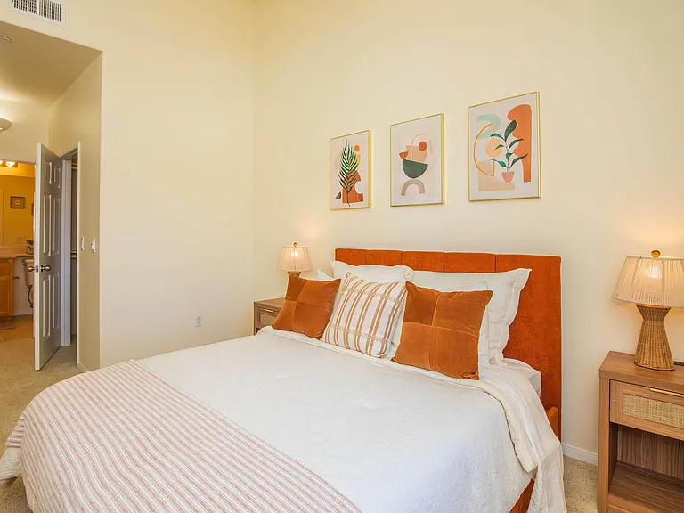 Colony Townhomes — Photo 95
