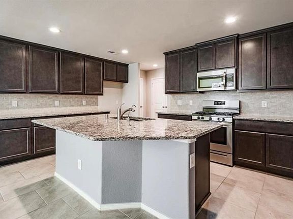 5th image of 21465 Elk Haven Ln