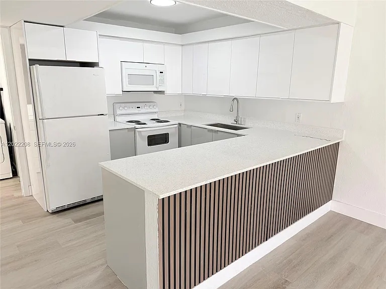 1312 NW 8th Ave — Photo 5