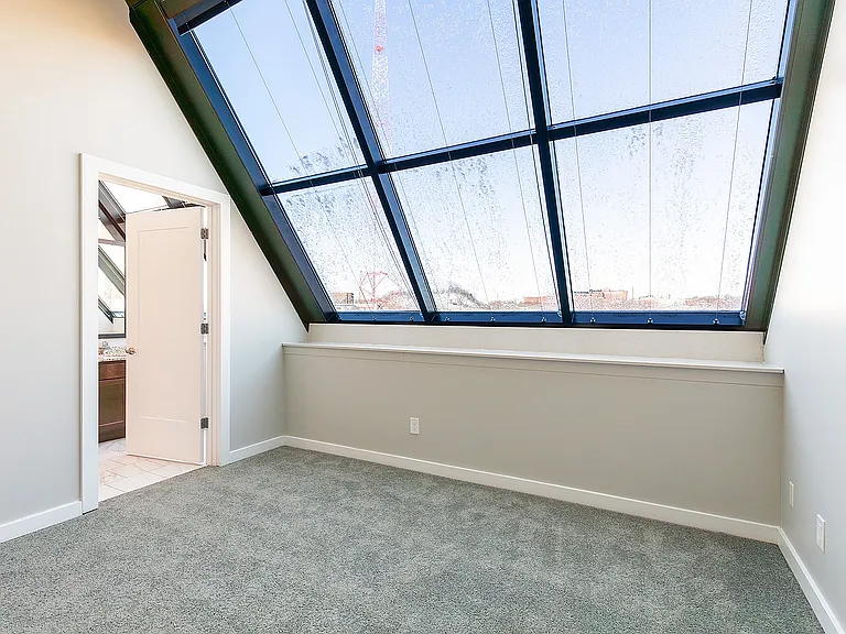 Penthouse Unit