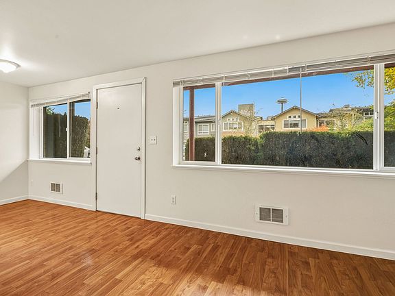 5th image of 372 Aloha St APT 12