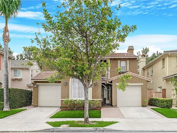 19 Highfield Gln, Irvine, CA 92618