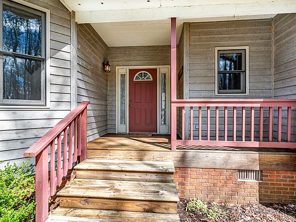 5th image of 4216 Hope Valley Dr