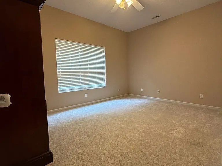 253 Riverrun Dr — Photo 23