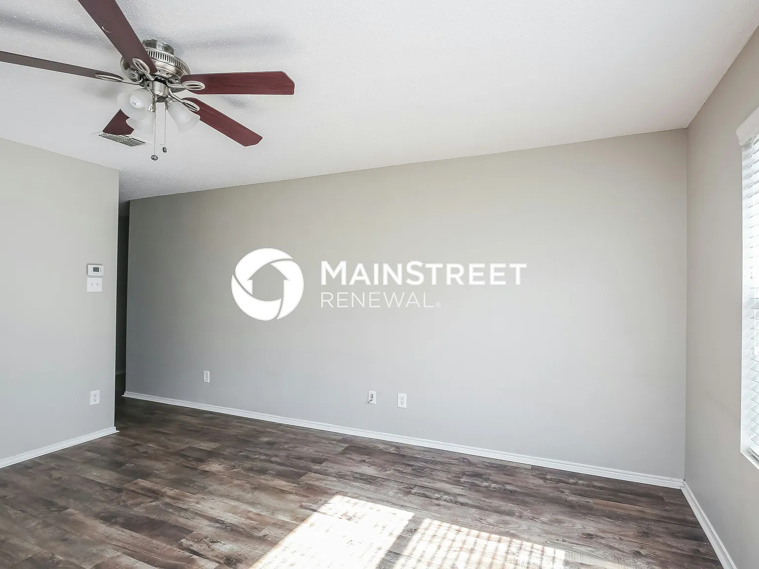 2613 Mitchell Ln — Photo 4
