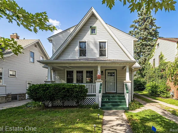 21546 Gregory St, Dearborn, MI 48124