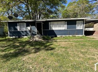 2667 Shannon St, Jackson, MS 39212