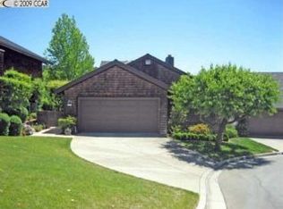 23 Watchwood Ct, Orinda, CA 94563