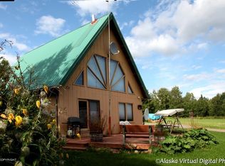 10031 Susitna River Rd, Trapper Creek, AK 99683