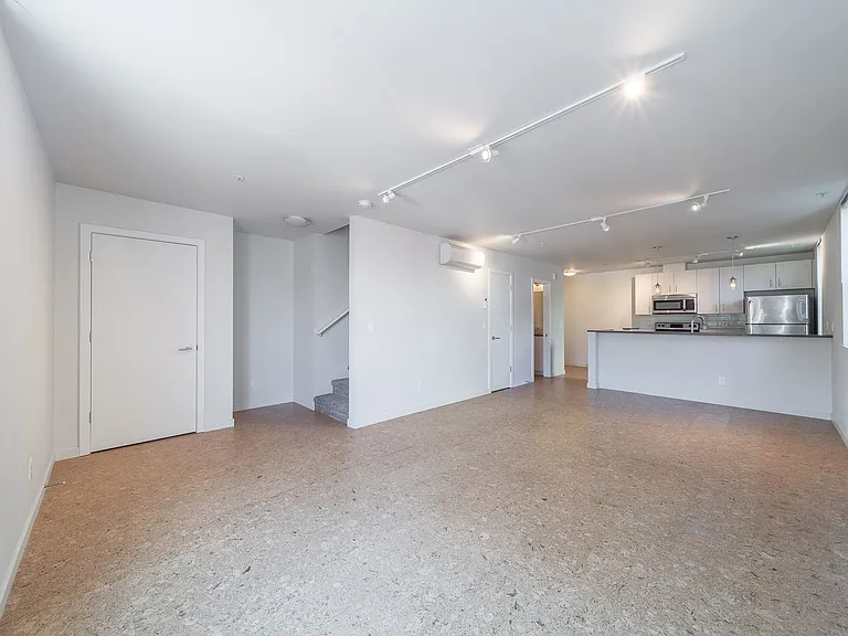 Adrianna Apartments — Photo 6