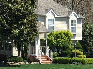 215 Dwight Pl, Brick, NJ 08724