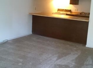 54 5th Ave #B, Shalimar, FL 32579