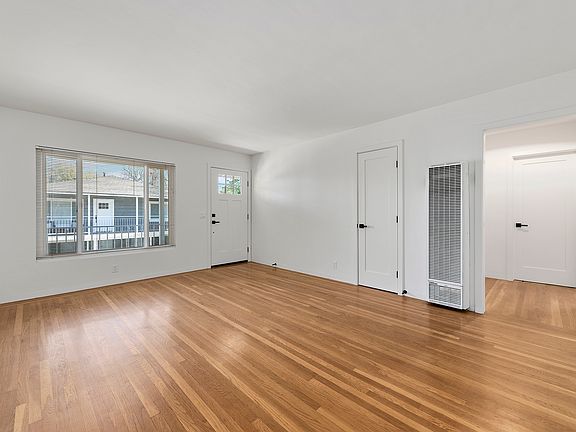 3rd image of 474 Waverley St