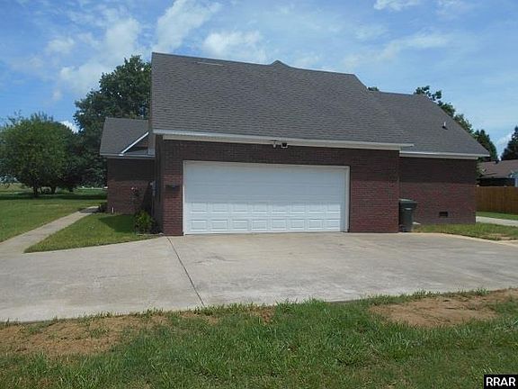 2nd image of 218 Ashby Dr