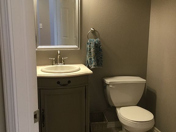 1/2 bath main