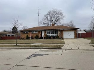 5220 46th Ave, Kenosha, WI 53144