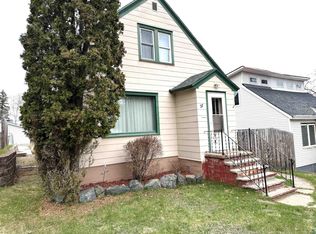 37 E Boundary St, Ely, MN 55731