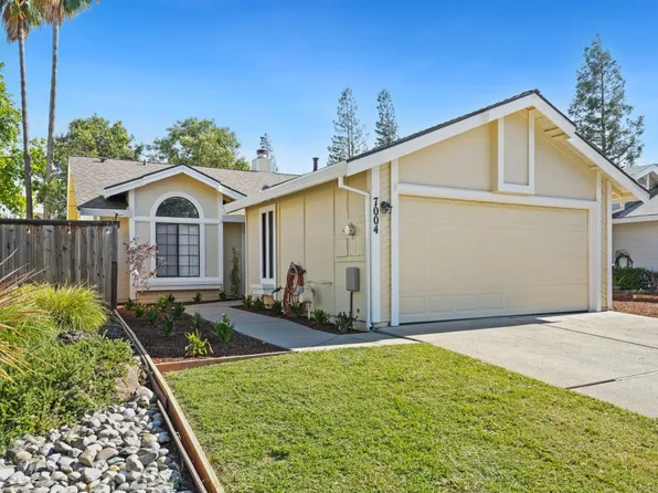 7004 Springmont Dr, Elk Grove, CA 95758