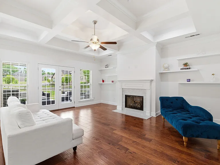 101 Corbin Ct — Photo 16