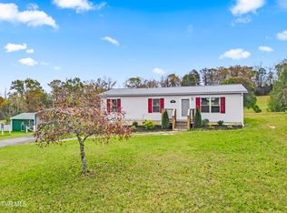 890 Welcome Grove Rd, Mosheim, TN 37818