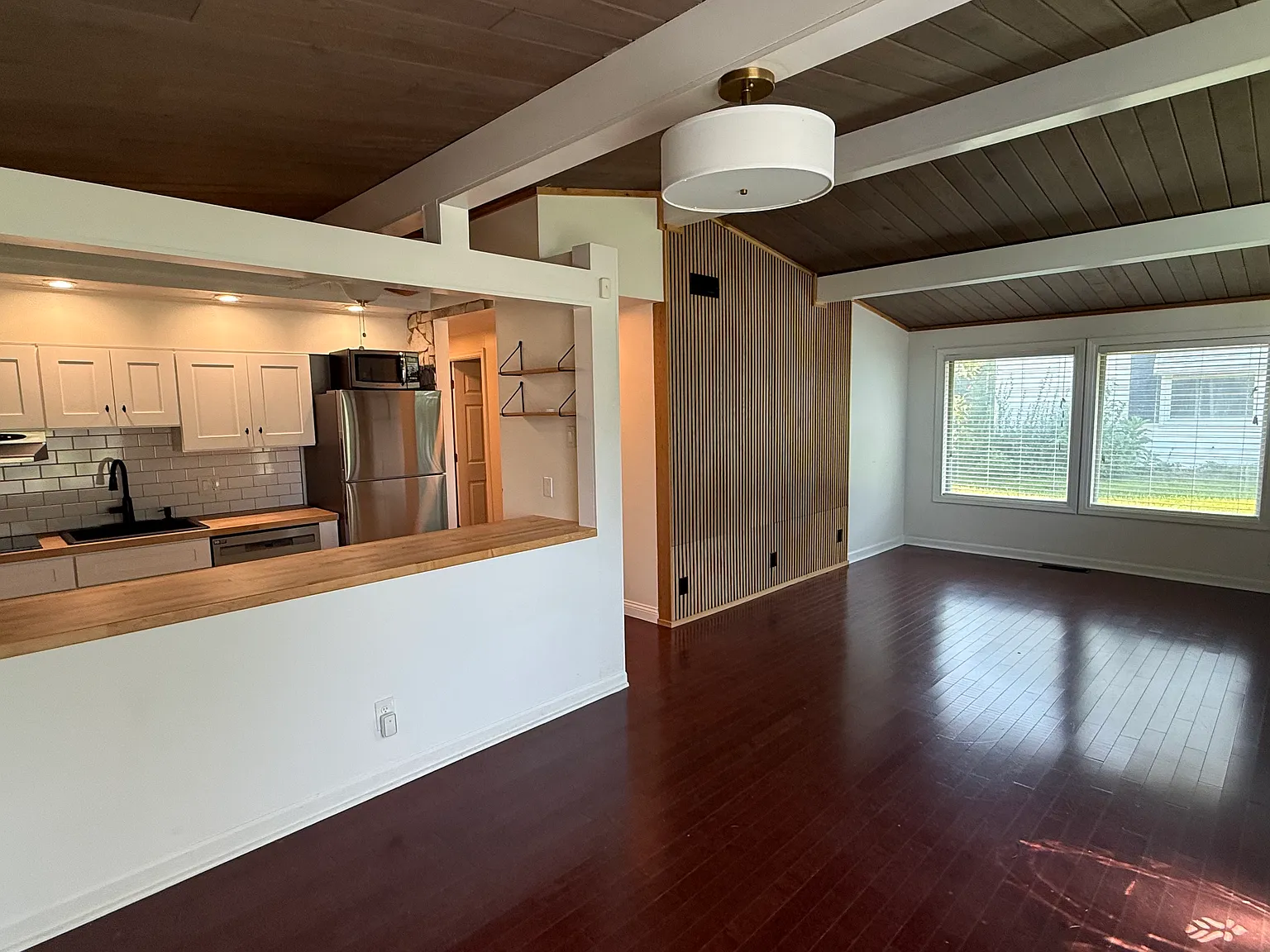 819 Cherry St — Photo 3