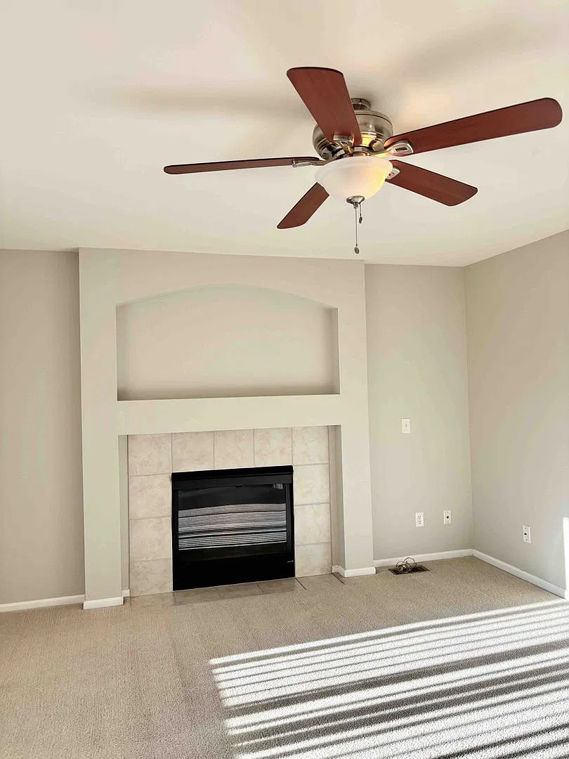 Spacious 4-Bed Home with Finished Basement| Pikes Peak Views — Photo 3