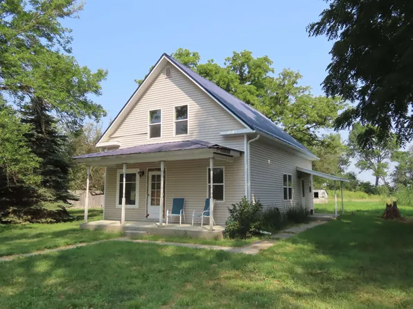 256 E Oak St, Dwight, NE 68635