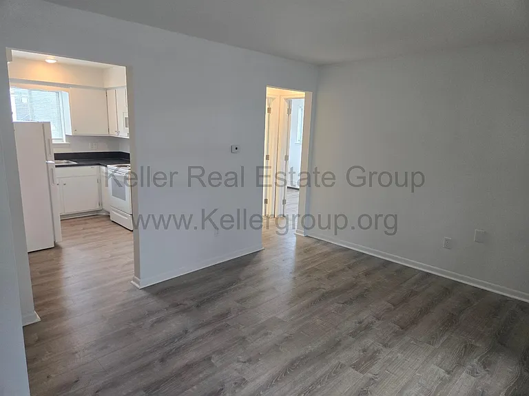 330 N Pine St #1 — Photo 13
