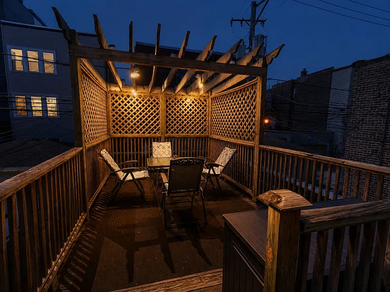 2219 W Rice St #1R — Photo 15