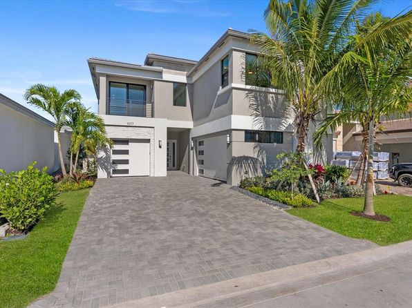 9377 Tangerine Coast Dr