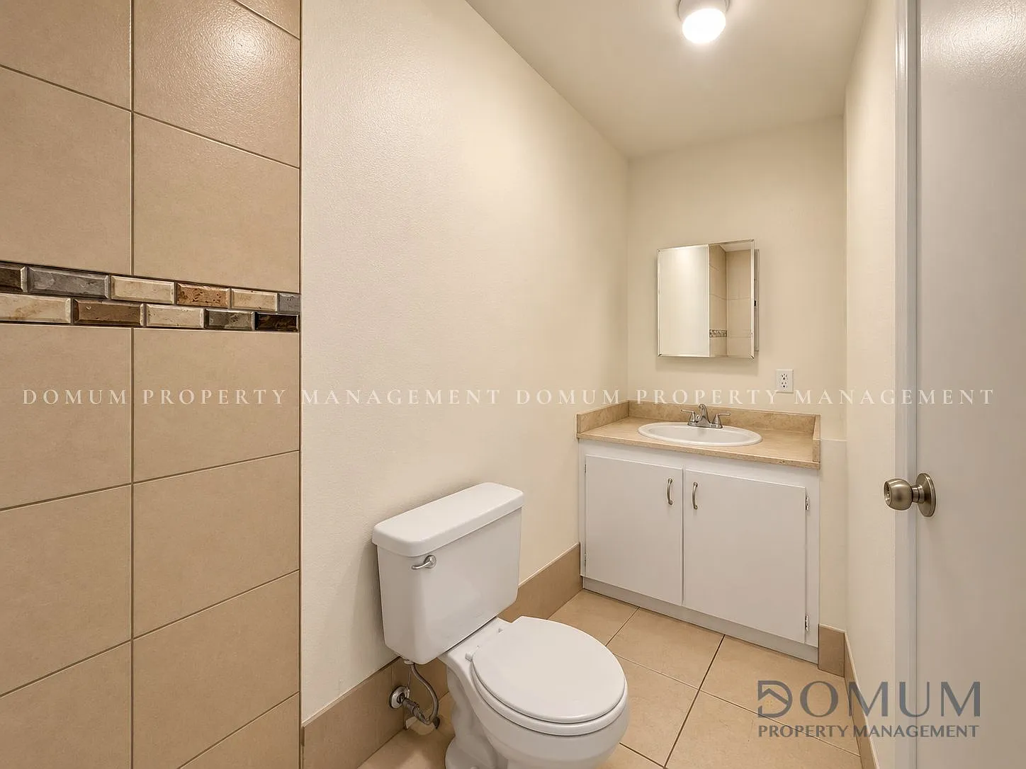 2419 Vine Avenue - A — Photo 4