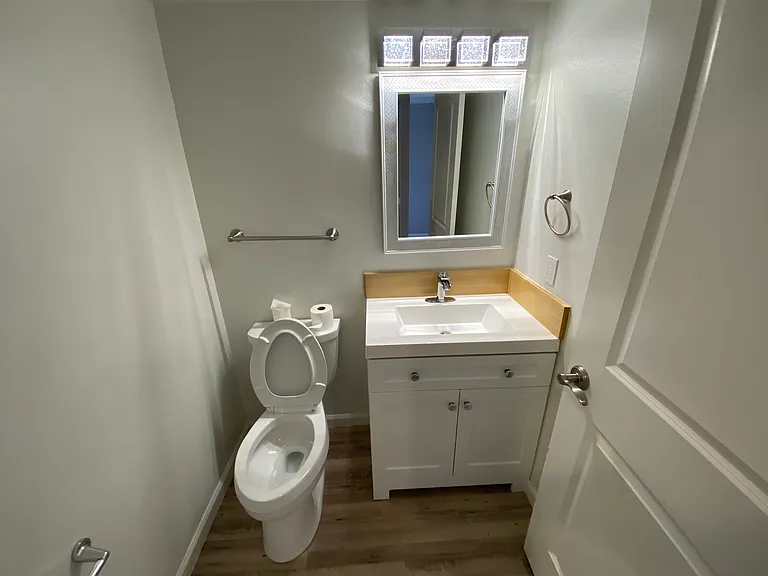 1016 Poplar Dr — Photo 10