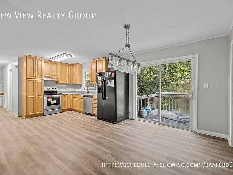 4800 Maplecrest Dr — Photo 6
