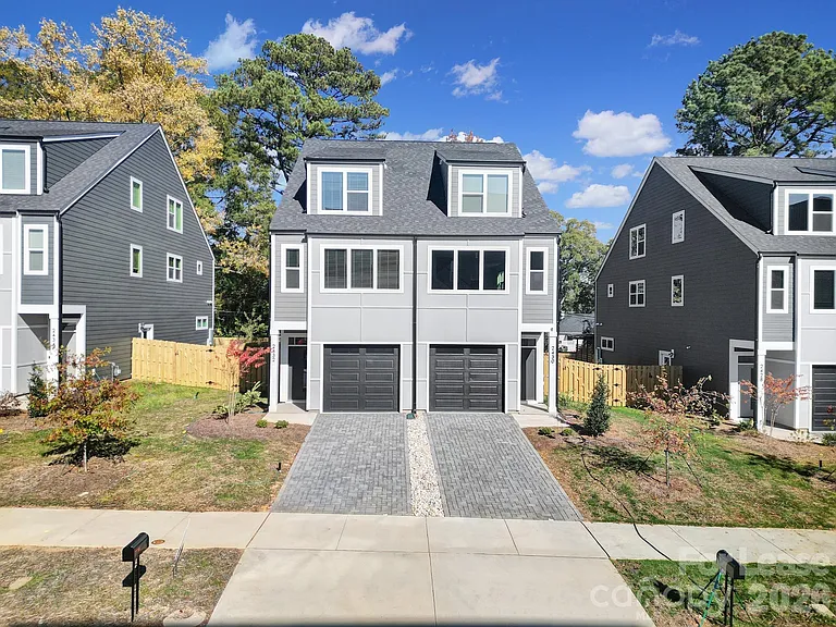 2432 Arty Ave — Photo 1