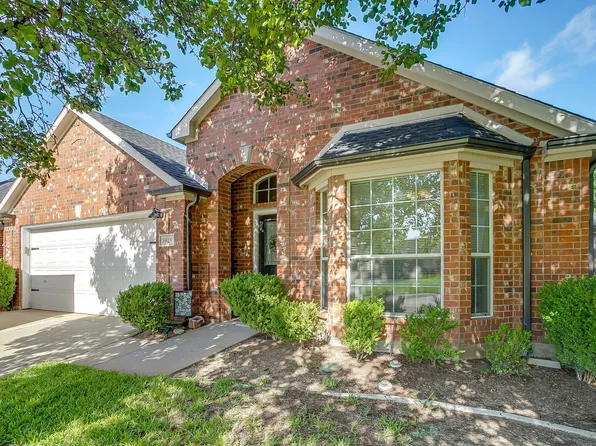 3925 Glenwyck Dr, North Richland Hills, TX 76180