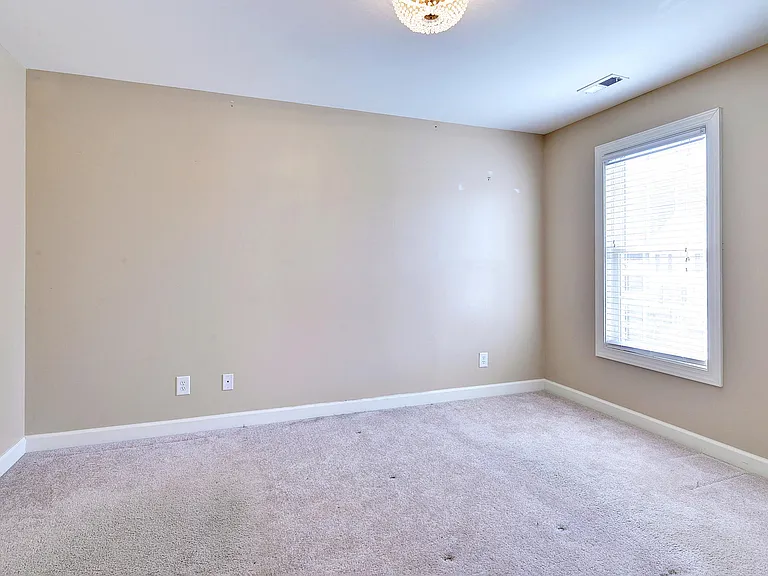 3108 Taylor Ave — Photo 14
